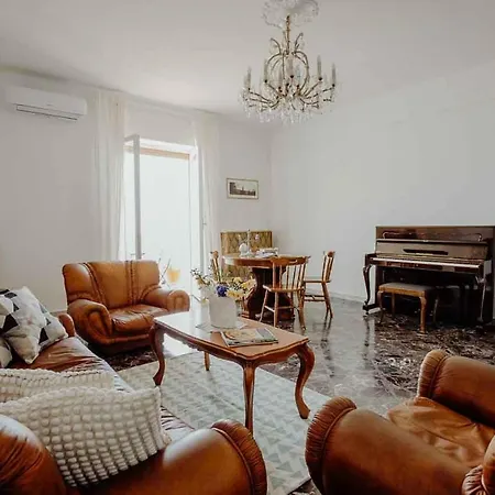 Endless Charm By Monholiday * Monopoli