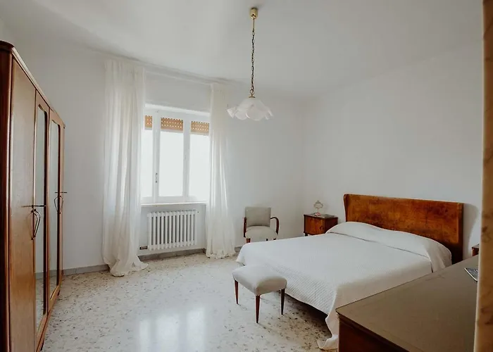 Endless Charm By Monholiday